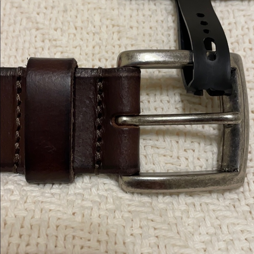 John Varvatos Bridle Leather Belt. Dark Brown. - Picture 4 of 7